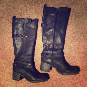Black MIA boots